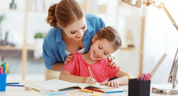 Cho bé chọn môn bé thích học trước